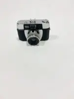 Halina Paulette 35mm viewfinder camera - Image 1